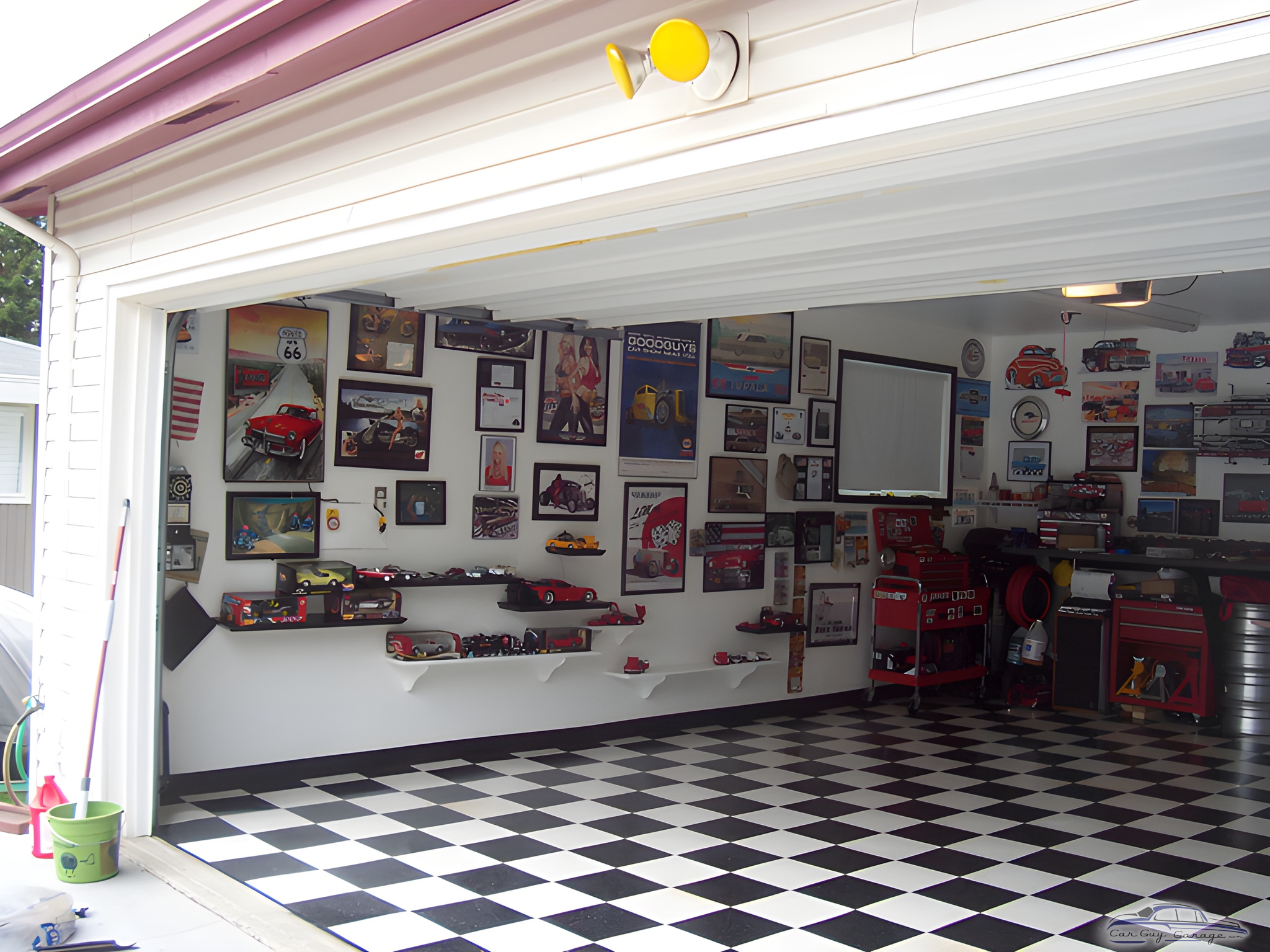 Classic Car Decor and Checkered Floor Garage - Dennis from Bremerton, WA