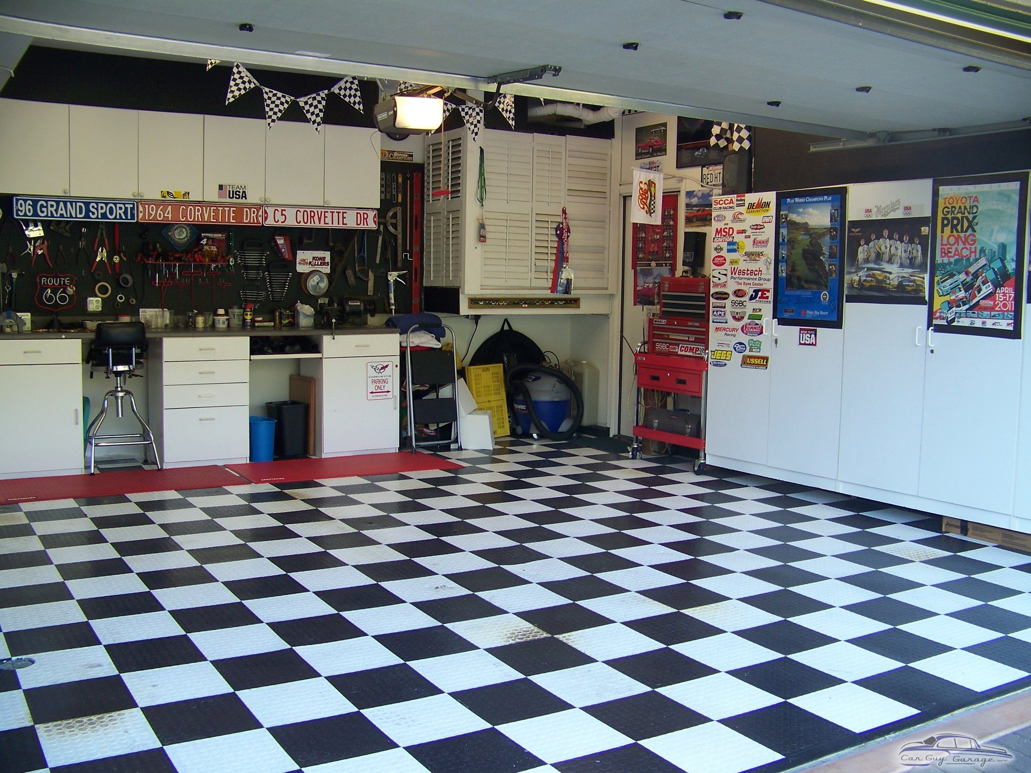 Joe's Garage from San Clemente, CA