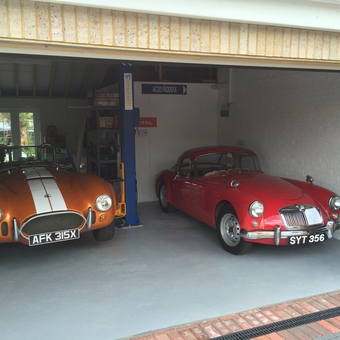 Classic Cars in Organized Garage with Lift - John from Locks Heath, Hampshire