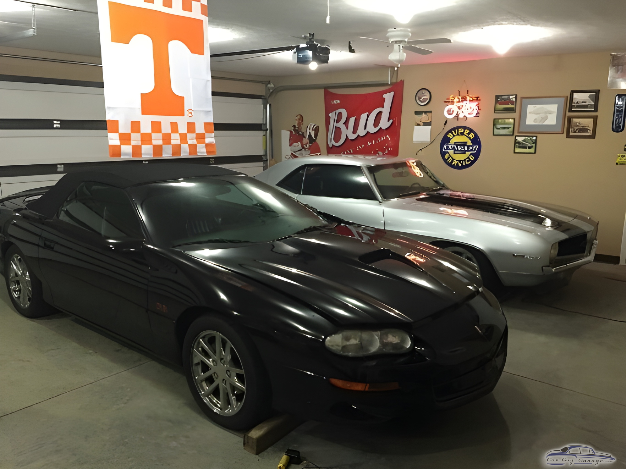 Classic Car Garage with Wall Signs and Decor - Joe from Corryton, Tn