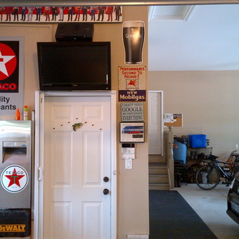 Texaco Signs, TV, and Tools in Organized Garage - Pete's Garage from London, Ontario
