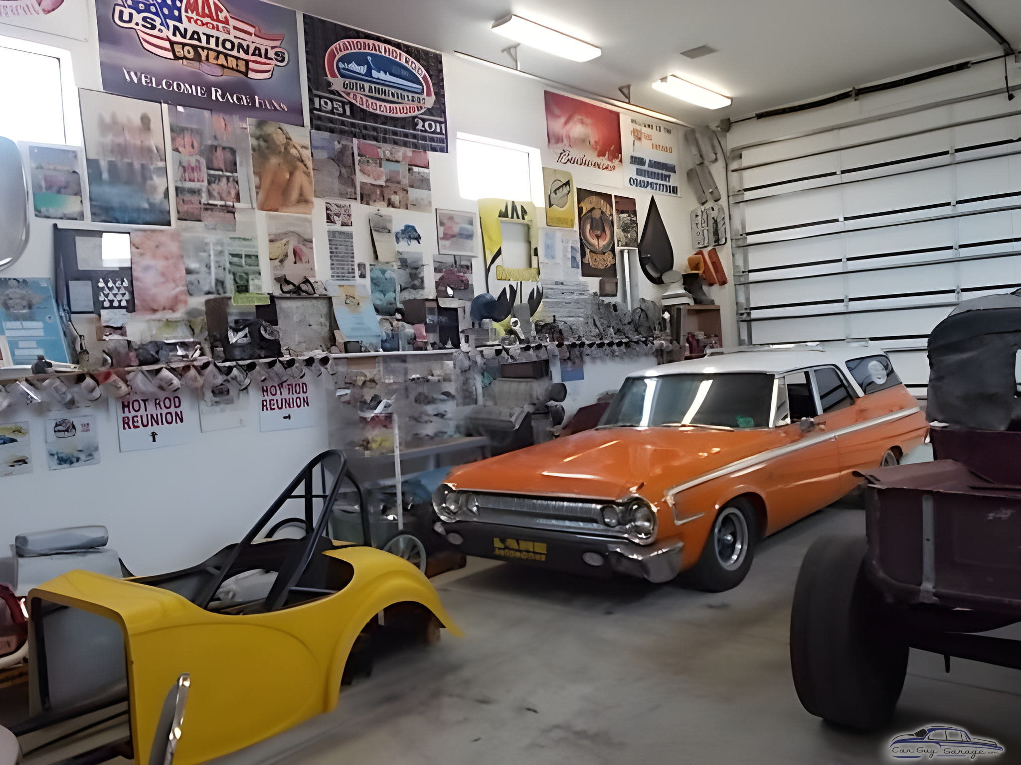 Classic Car Garage with Wall Art and Memorabilia - Rick from Lake Havasu City, Az