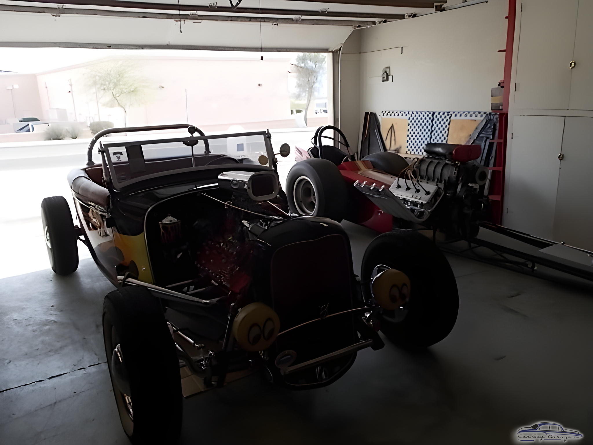 Classic Hot Rods and Dragster in Spacious Garage - Rick from Lake Havasu City, Az