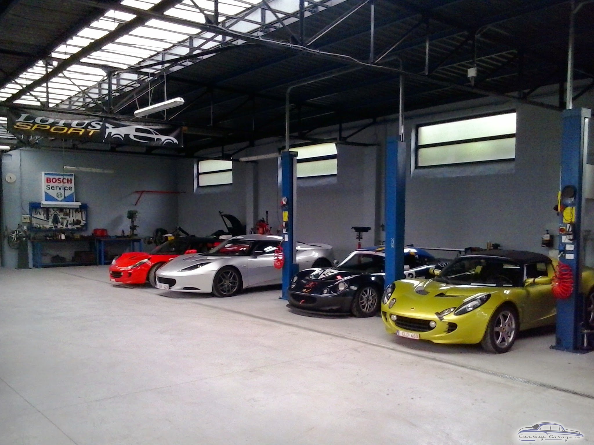 Mechanic from Vremde, Antwerpen