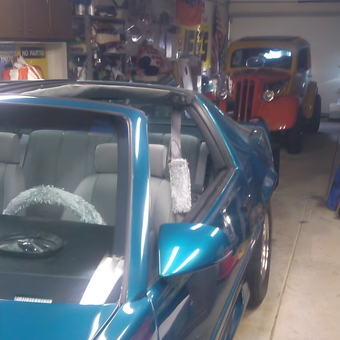 Classic Cars and Garage Decor Display - BIG RICK from Austintown, Oh