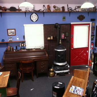 Vintage Garage Office with Stove and Route 66 Barrel - Tc