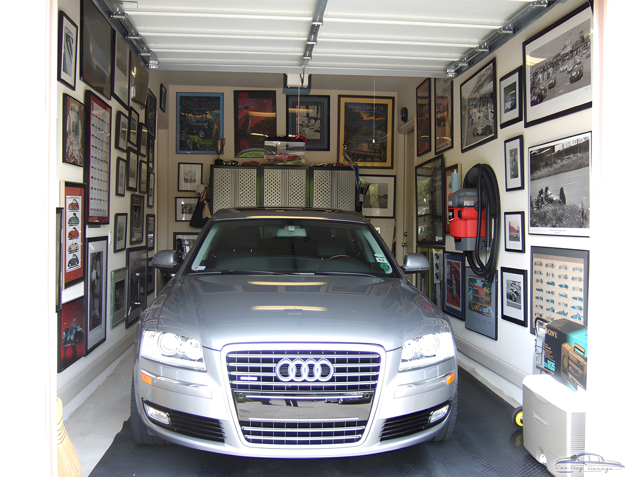 Car Garage with Framed Art and Wall Storage - Lawrence from Metairie, LA