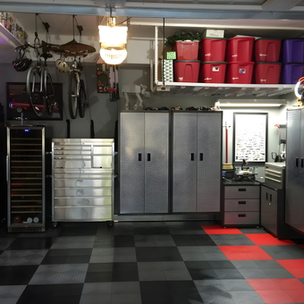 Diamond Plate Cabinets and Modular Flooring Garage - Dave T. from PORTLAND, Oregon