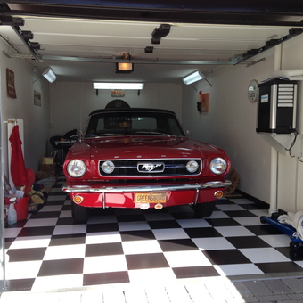 Classic Mustang in Checkered Floor Garage - Anders from Stockholm