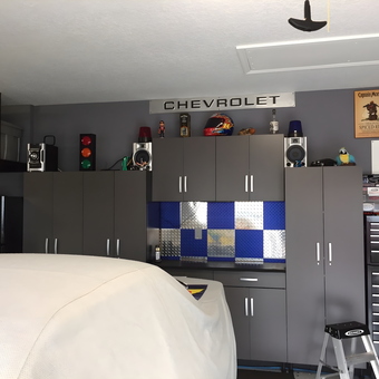 Modern garage with cabinets and tool chest - Kevin from Kissimmee, Florida
