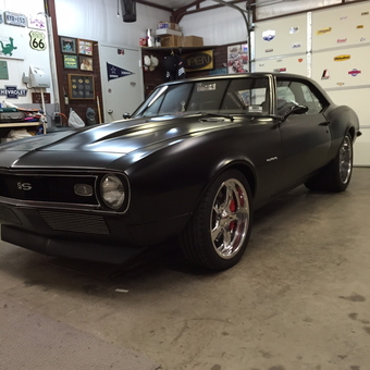 Classic Camaro SS in Decorated Garage - Doug from Mansfield, Tx