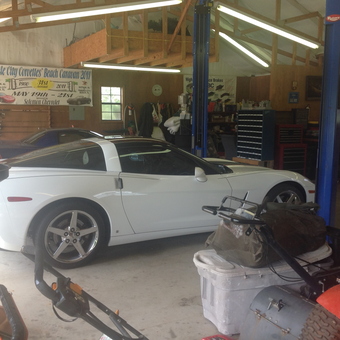 Organized garage with car lift and tool cabinets - Bruce from Enterprise, AL