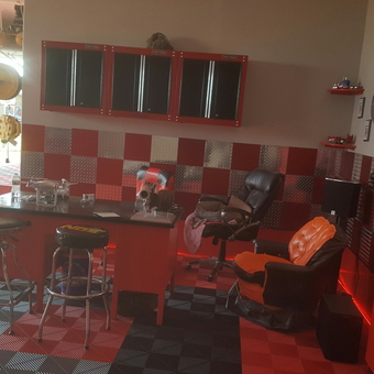 Red Garage Cabinets, Diamond Plate, and Floor Tiles - Dave from Dubois, Idaho