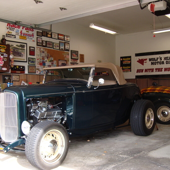 Classic Hot Rod Garage With Wall Signs and Memorabilia - Chuck from Austintown, Ohio
