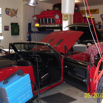 Classic Cars, Shop Equipment, And Wall Decor - Dave from Hopewell Junction, New York