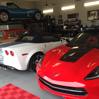 Corvettes and Classic Cars with Lift in Organized Garage - dan Lawson from Blountville, Tennessee