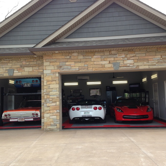 Three Car Garage with Lift and Corvettes - dan Lawson from Blountville, Tennessee