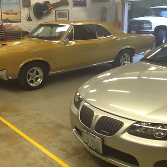 Classic Car Garage with Tool Chest and Wall Decor - Walter from Manassas, Virginia