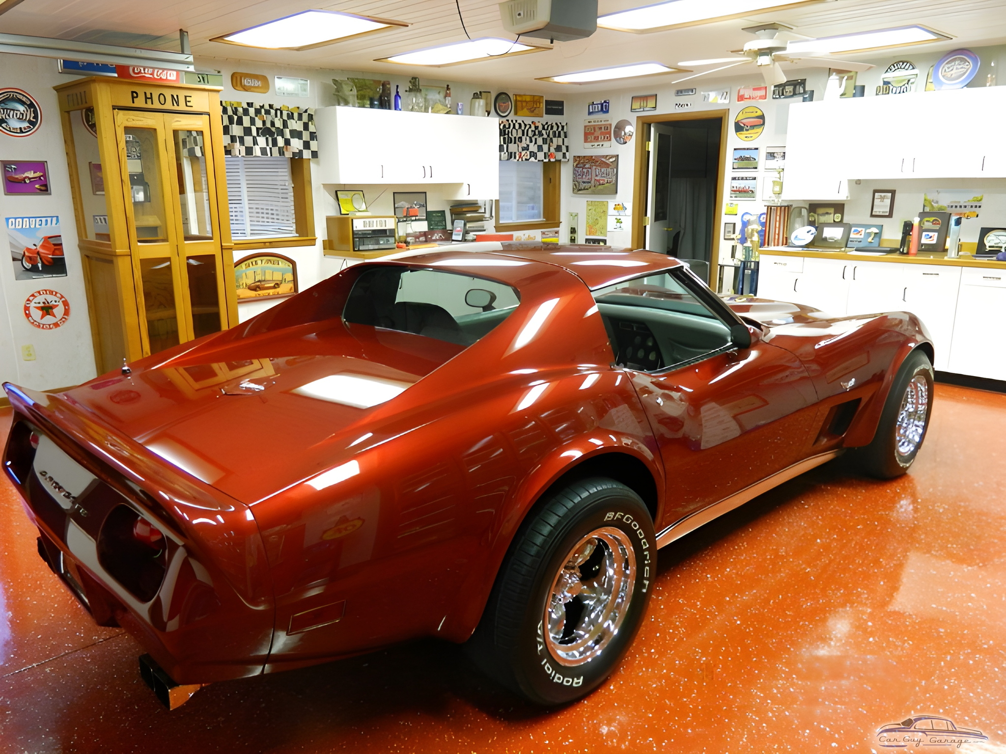 Classic Corvette in Decorated Garage with Cabinets - Jimmyzz3 from Auburn, IN