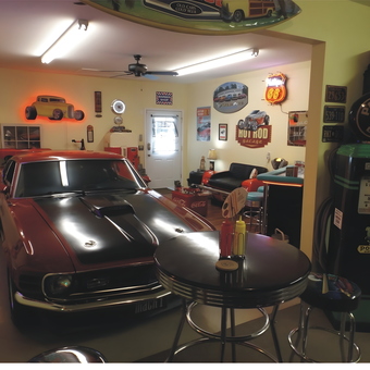 Classic Car Garage with Retro Decor and Gas Pump - Mike from Campbelltown, Pennsylvania