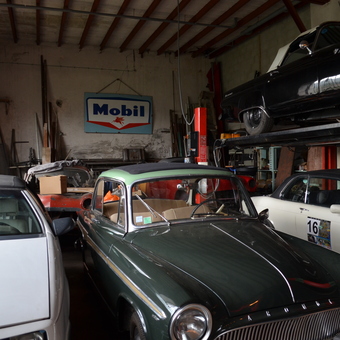 Classic Cars, Car Lift, and Mobil Sign in Garage - Pascal from Chambost-Allieres