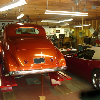 Classic Car Garage with Lift and Tools - FASTCAT from Sidney, Ohio