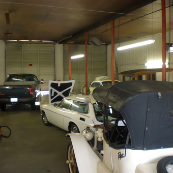 Classic and Modern Cars in Spacious Garage - Andrew from Hickory, NC