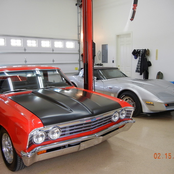 Classic Car Garage with Lift, Storage, and Tools - Warp2