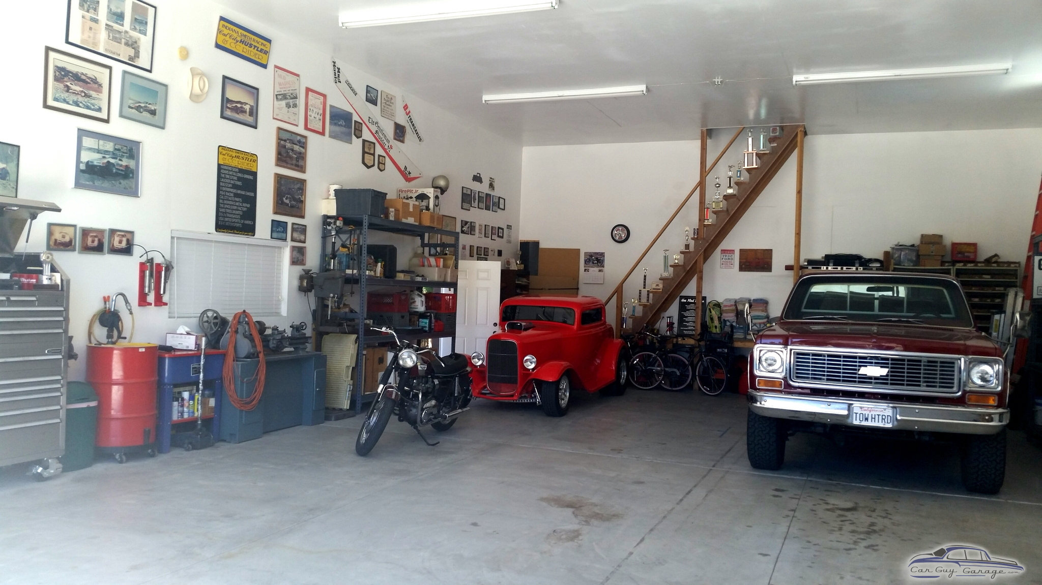 Hotrod Garage from Big Bear, California
