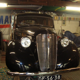 Classic Black Car and Vintage Decor in Garage - Peter from Rijen, the Netherlands
