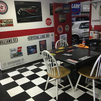 Classic Car Decor Garage with Retro Signs - Jack from Arlington hts, Ilinois