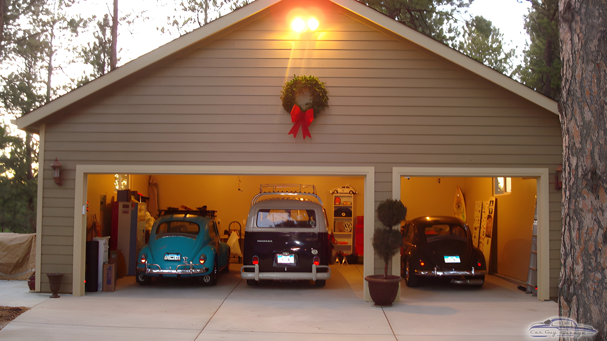 Three Classic Cars in Spacious Decorated Garage - Eddie from Monument, CO