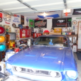 Classic Car Garage with Signs and Traffic Light - Mike from Nampa, ID