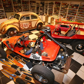 Classic Dune Buggies and VW Collectibles Garage - jacky morel from lege cap ferret, france