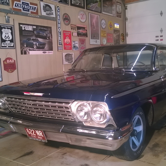 Classic Chevrolet Garage With Wall Signs - tpz28 from Springfield, Ohio