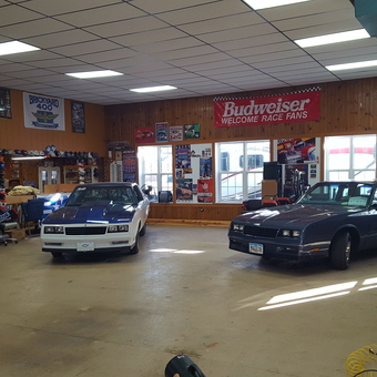 Classic Car Garage with Tools and Decor - sponge from DE WITT, IA