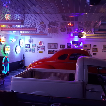 Classic Car Garage With Neon Signs and Jukebox - Limey Trucker London from Basildon, Essex United Kingdom