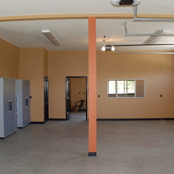Spacious Garage With Metal Storage Cabinets - Bogy409 from Stockton, CA