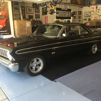 Classic Car Display with Wall Art and Garage Storage - Chris