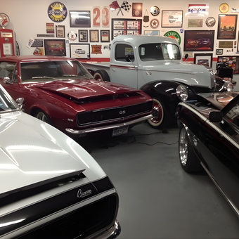 Classic Car Garage with Wall Signs and Gas Pump - Dennis from Longmont, CO