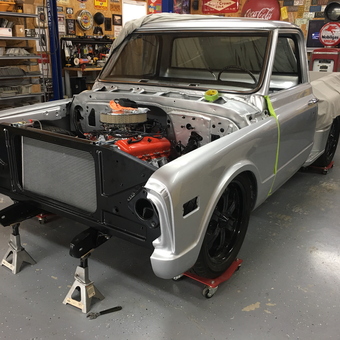 Classic Truck Restoration with Tools and Decor - Zappa from Rome, Georgia
