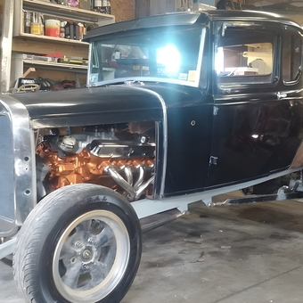 Classic Hot Rod Build in Organized Garage - Spike from Republic, Missouri