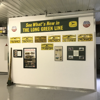 John Deere Collectible Signs and Wall Decor Display - John Deere Nut