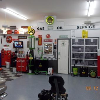 Vintage gas station signs and Coca-Cola coolers display - Wayne from Coldspring, TX