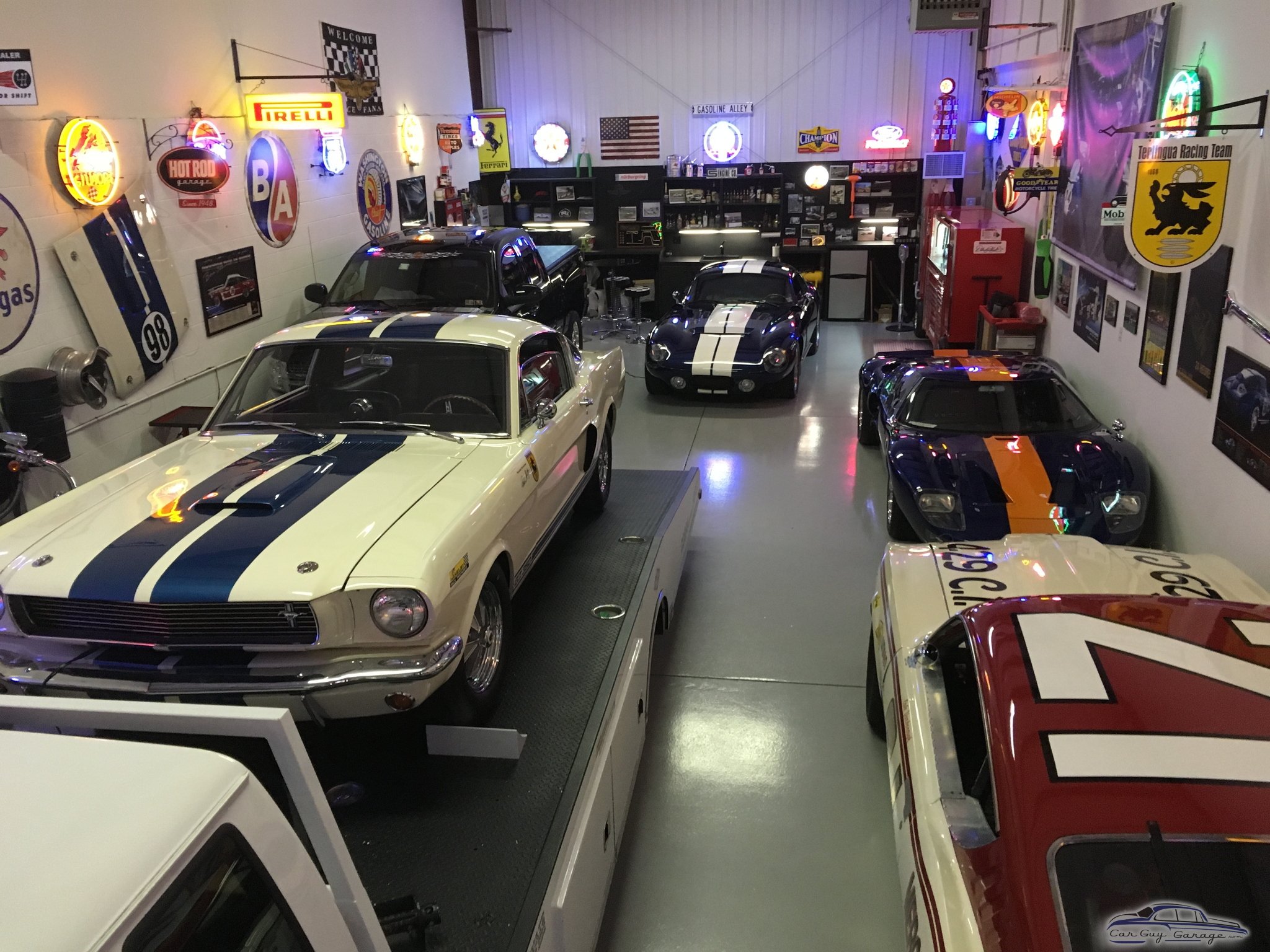 Ford Racing Garage from Bethlehem, PA