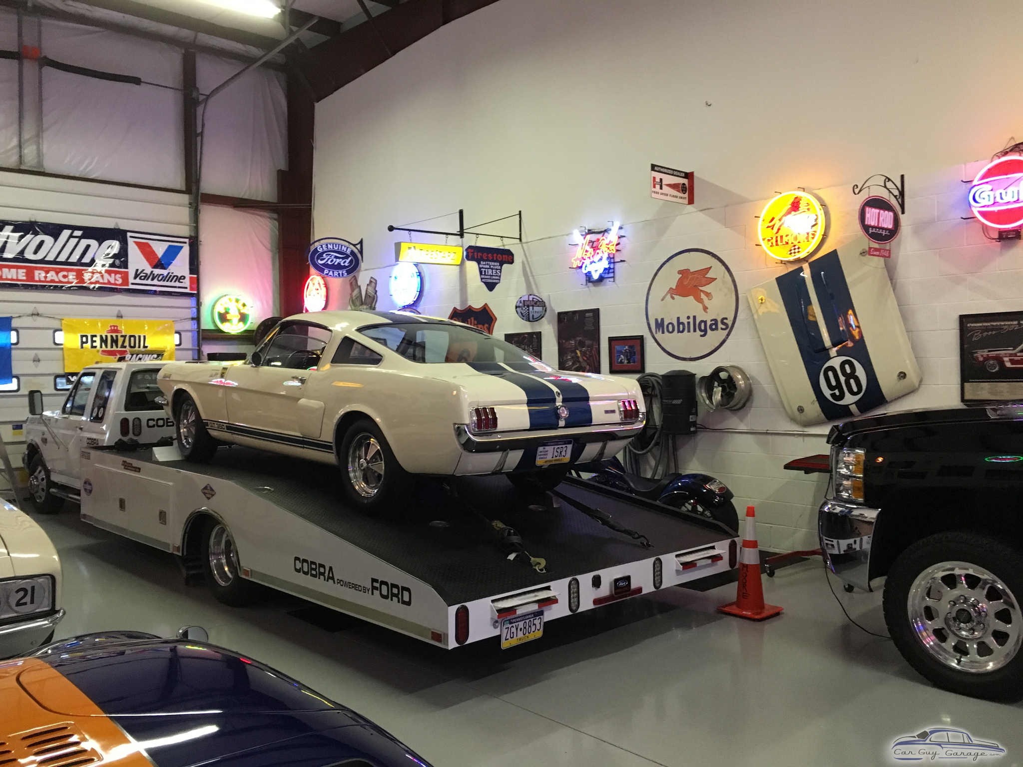 Ford Racing Garage from Bethlehem, PA