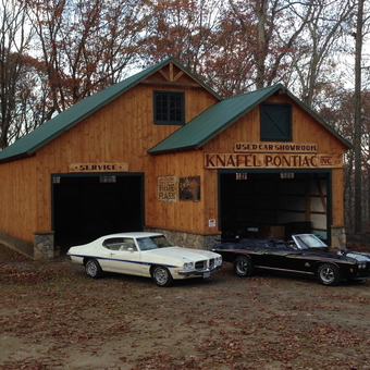 Classic Pontiac Garage With Service Signs and Vintage Cars - Chris from Sandy Hook, CT