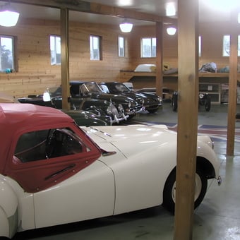 Classic Cars in Spacious Wood Paneled Garage - Robert from Honokaa, Hawaii