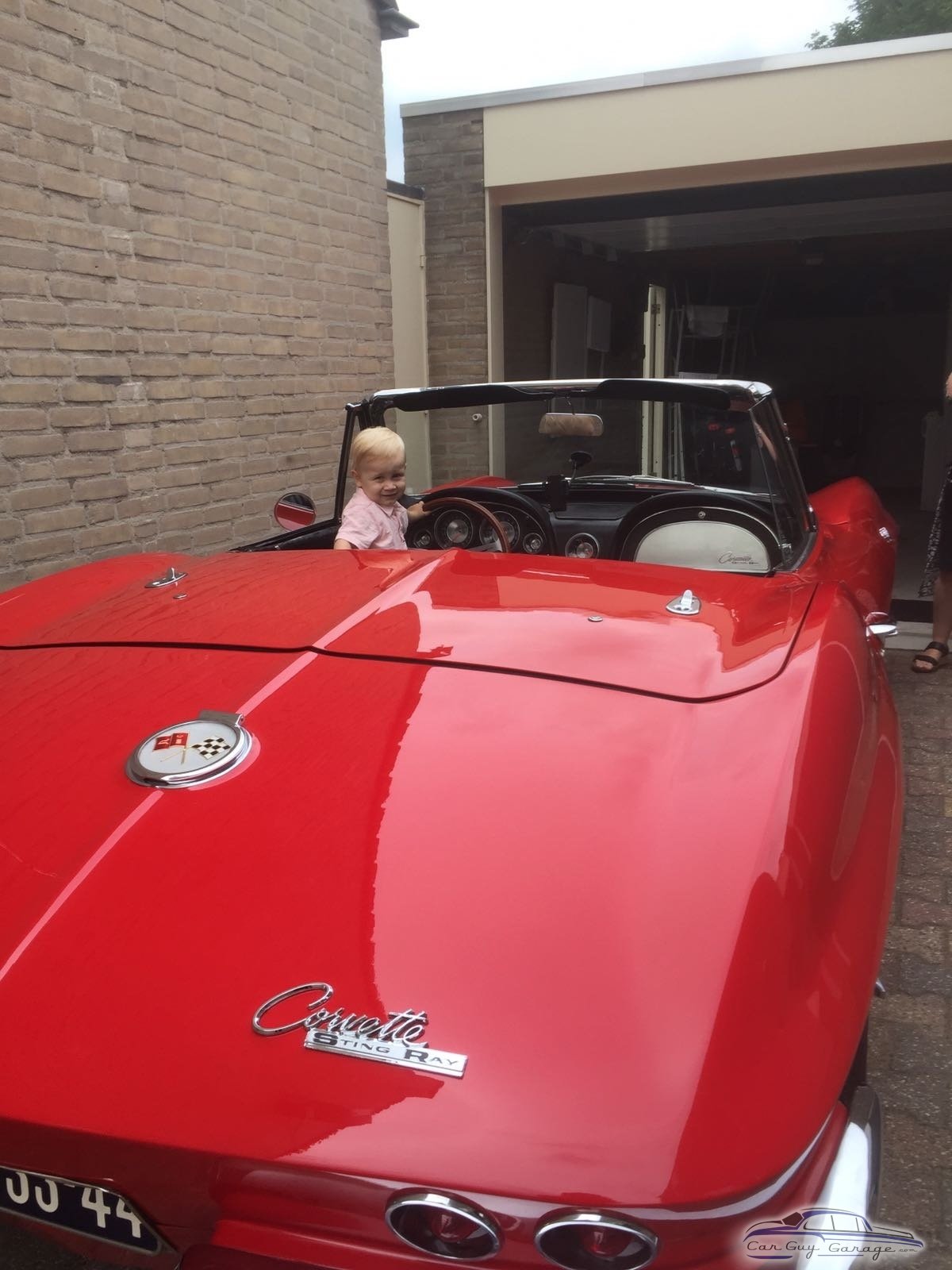 Dutch Corvette garage