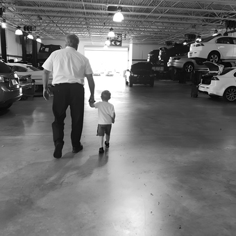 Spacious Garage with Car Lifts and Lighting - Tammy from Hollywood, FL